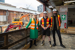 New trader shed takes shape at Queen Vic Market
