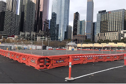 Council frees up car spaces for QVM amid federal heritage review