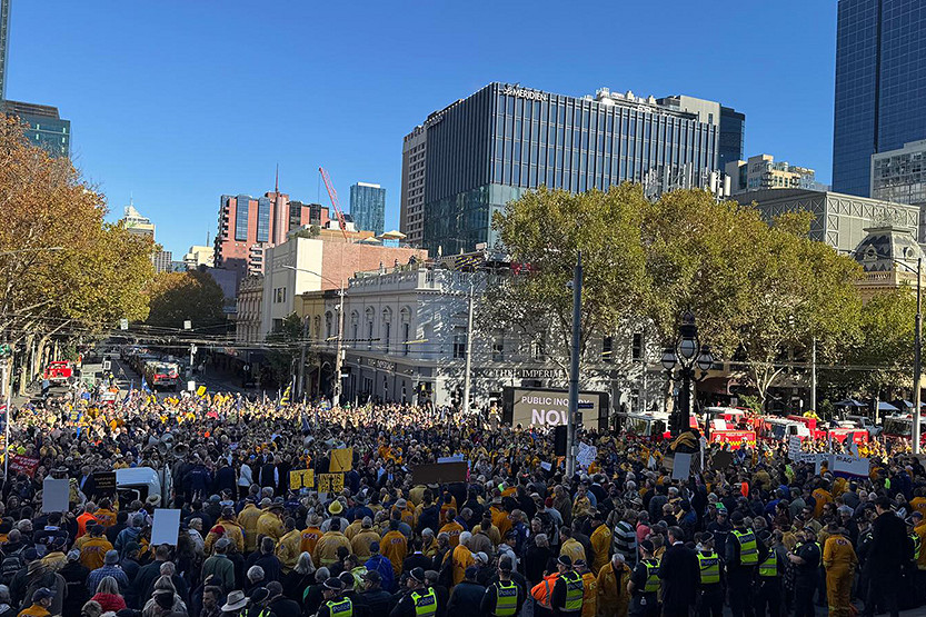 CFA volunteers and farmers protest over emergency services tax in Melbourne