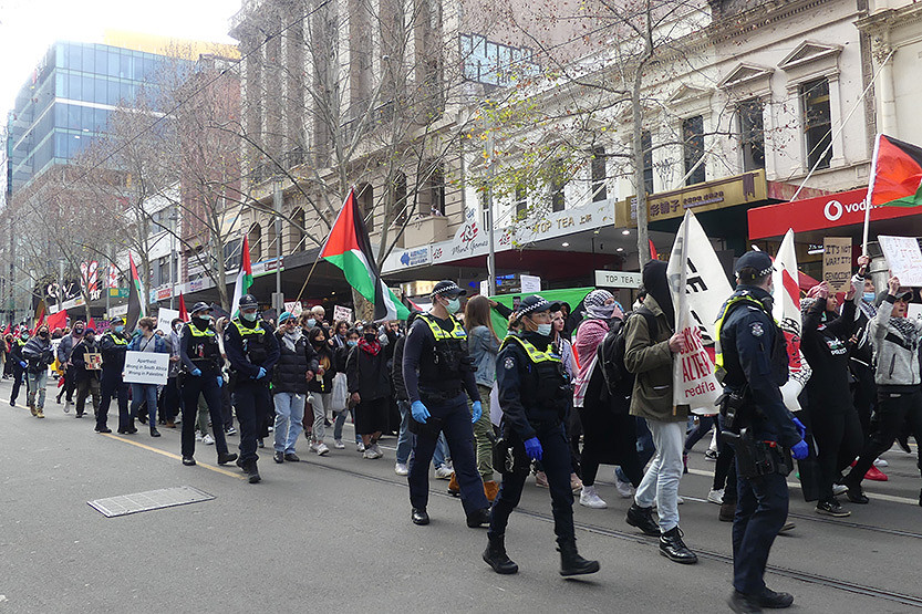 Council calls for stronger action on extremism following violent city protests