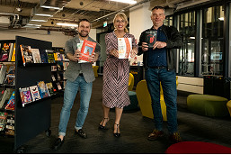 Council introduces pop-up library on Bourke St