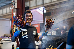 95-QVM-Night-Market.jpg