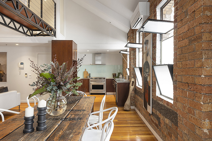 99-Property-Donazzan_Warburton_Lane.jpg