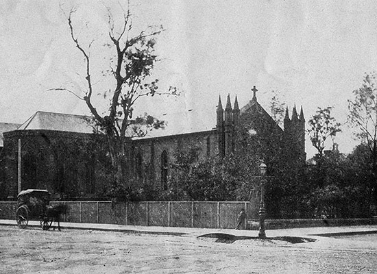 Little Flinders St East, looking east, corner of Swanston St, 1870s