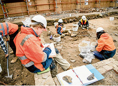 Big ideas wanted to dress up Metro Tunnel construction sites