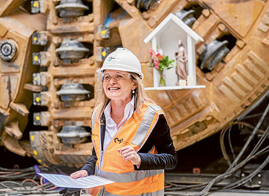 Metro Tunnel mega machine sets course for State Library