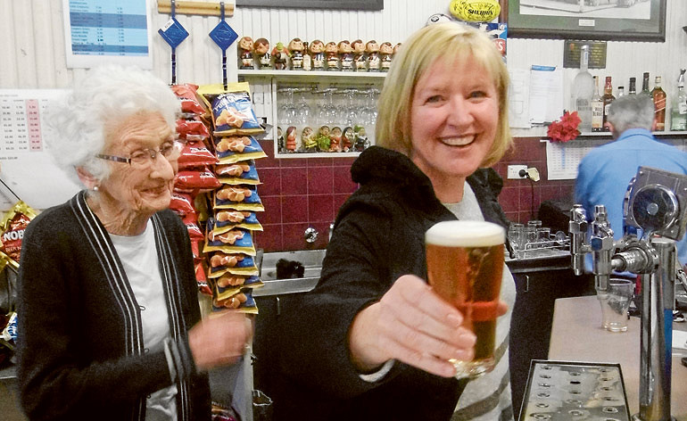 Last call for iconic Melbourne pub