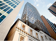 Tower plan above heritage building praised