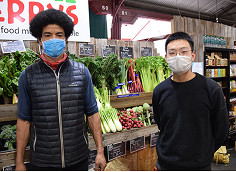 Market job a “smart phone detox”
