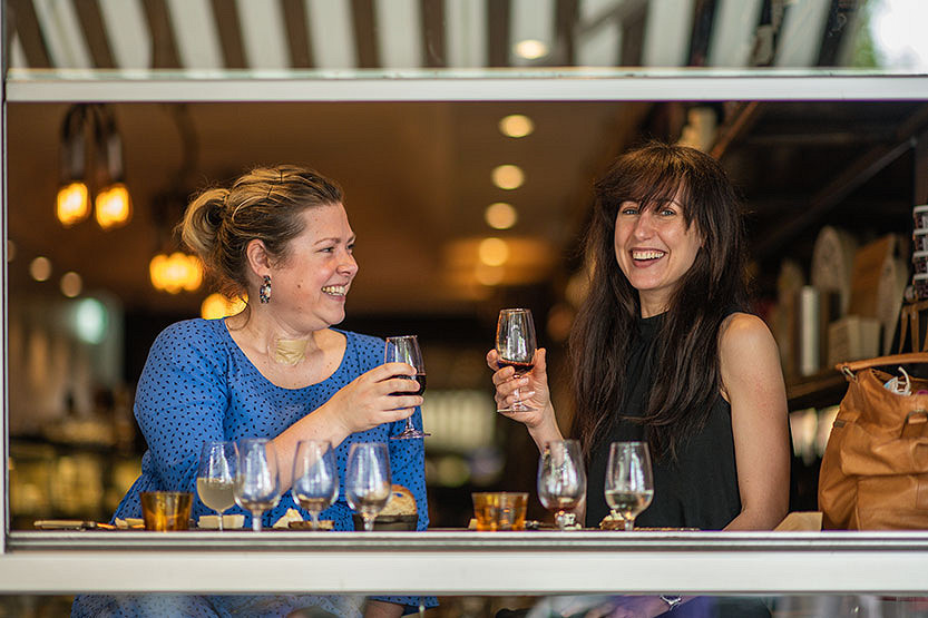Bar hours automatically extend after liquor licence reforms