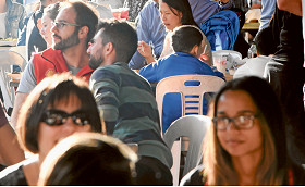 Night market celebrates singles
